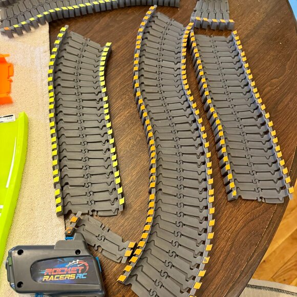 Magic Tracks RC Car Rocket Racers Glow In The Dark - Picture 2 of 5